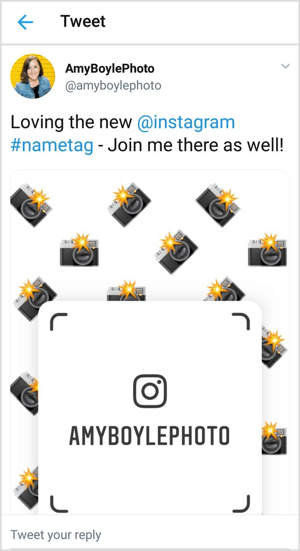 Перекрестно продвигайте свой бейджик в Instagram в социальных сетях, таких как Twitter.