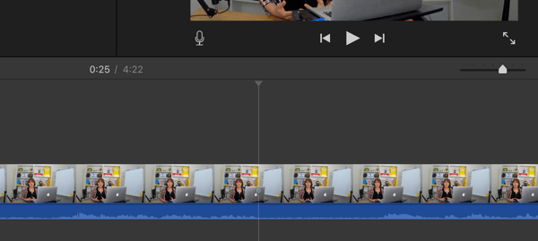 Когда вы разбиваете видео на сегменты, найдите места, где звук превращается в плоскую линию.