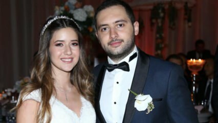 Поделиться с дочерью Акуна Бану Ilıcalı с его женой Джейхун!