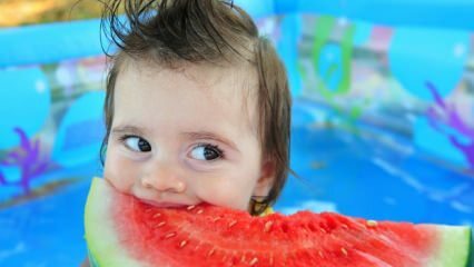 Что следует кормить детей в жаркую погоду?