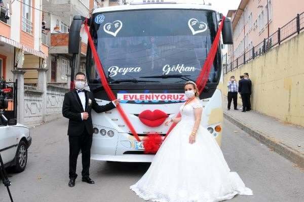 Сбылась мечта водителя, который хочет сделать из маршрутного автобуса свадебный автомобиль!