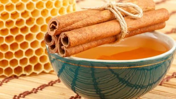 Это ослабляет, съедая мед и корицу? Отличное лекарство, чтобы похудеть!