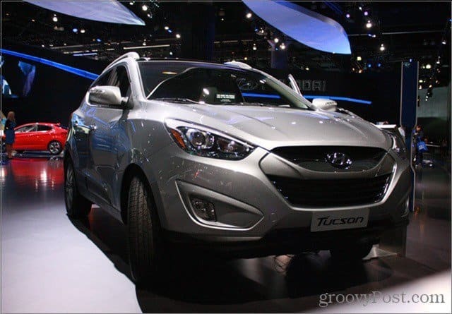 Работает на водородном 2015 Hyundai Tucson Топливный элемент дебютирует