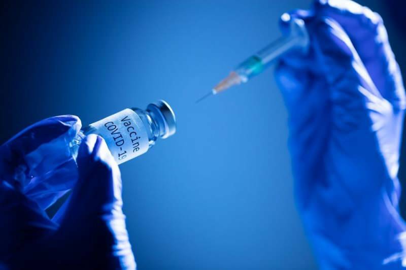 Пожертвование $ 1 млн от Долли Партон на вакцину против вируса короны