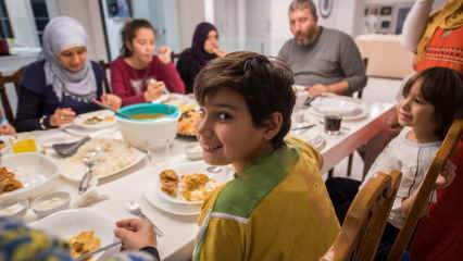 Незаменимые обычаи сахура и ифтара, проводимые с семьями в Рамадан