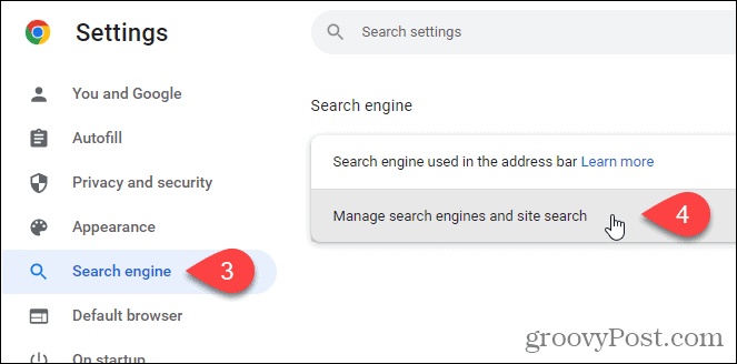 Нажмите «Управление поисковыми системами и поиском по сайту» на экране «Поисковая система» в Chrome.