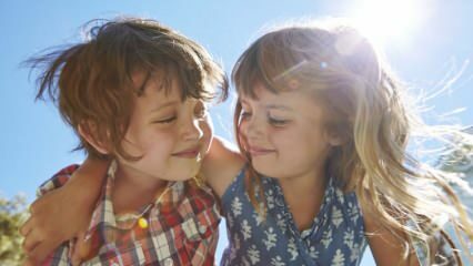Какова идеальная разница в возрасте между двумя братьями и сестрами? Когда нужно делать второго ребенка?