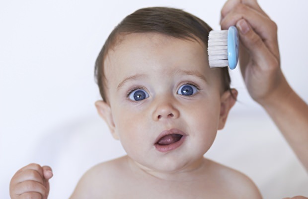 Каким должен быть уход за волосами ребенка?