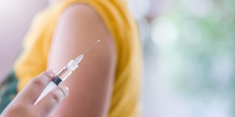 Прерывает ли вакцинацию голодание? Объяснение вакцины Covid-19 от Diyanet