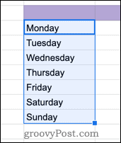 Дни недели в Google Sheets