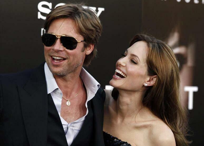 На Анджелину Джоли и Брэда Питта снова подали в суд
