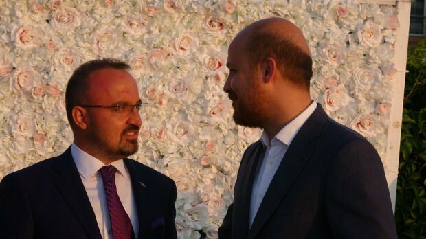 Вице-президент AK Party Group Бюлент Туран и Билал Эрдоган